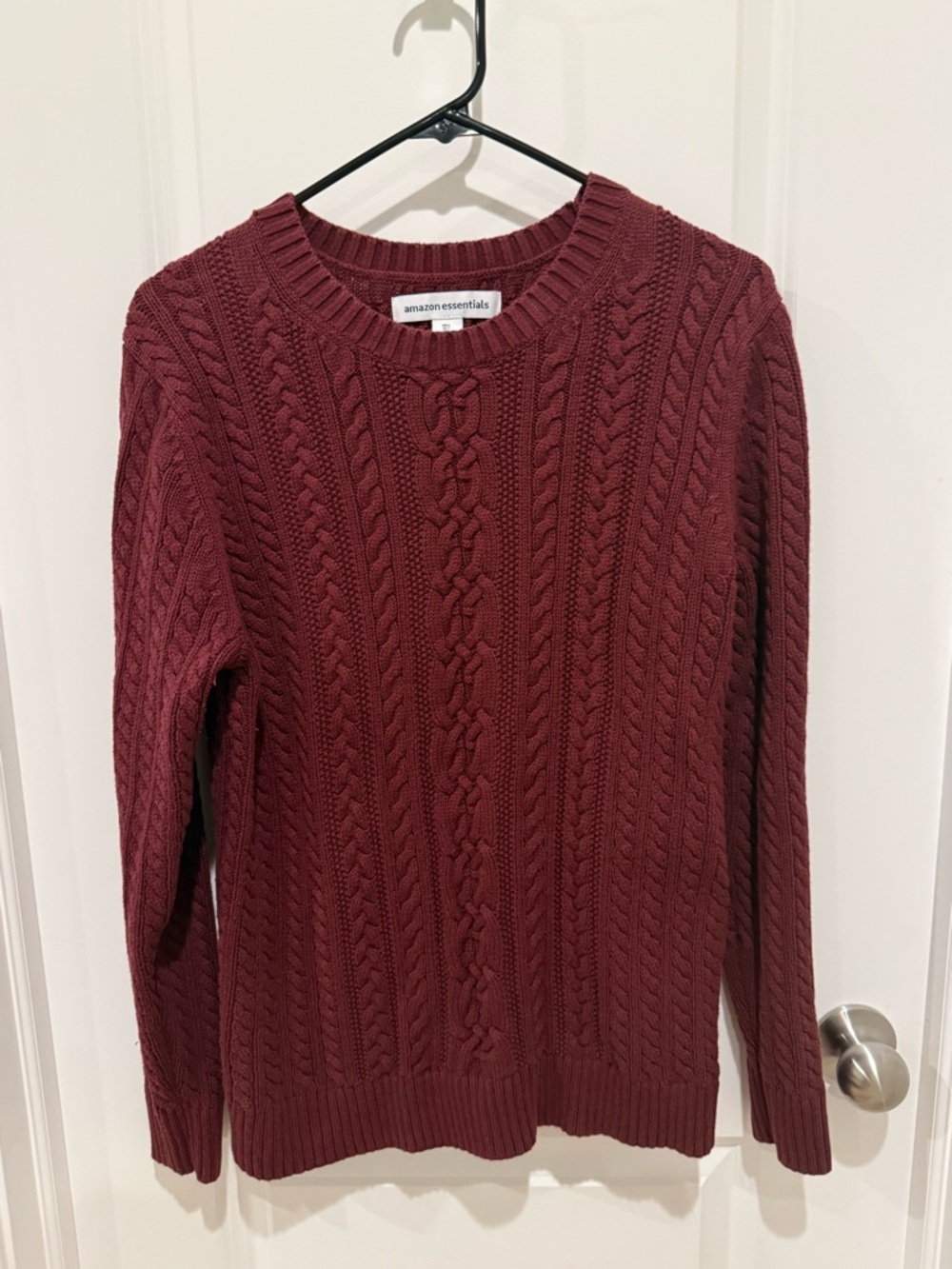 Amazon Essentials Cable Knit Crewneck Sweater - Burgundy